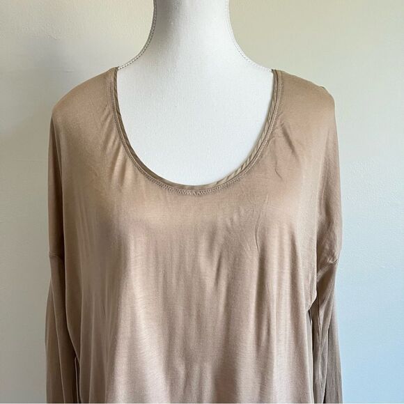 Brochu Walker Nadia Long Sleeve Silk Tee NEW Size Large in Tan - Picture 2 of 10